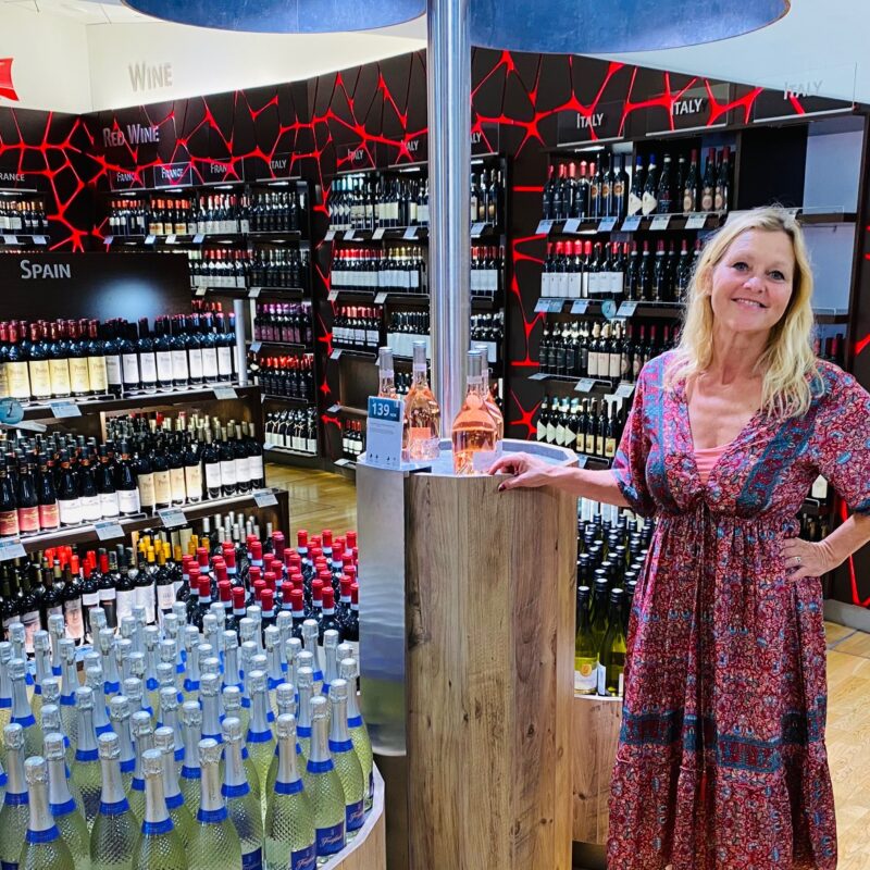 Er du en av dem som ønsker å fylle kvota etter utenlandstur, men usikker på hva som er gode vinkjøp på Tax Free? Her er mine forslag.